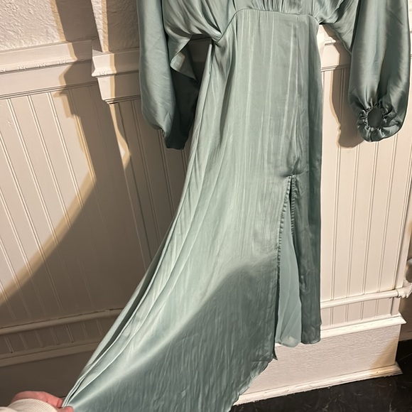 Women’s ASTR The Label Blue Silk Dress - Picture 2 of 7